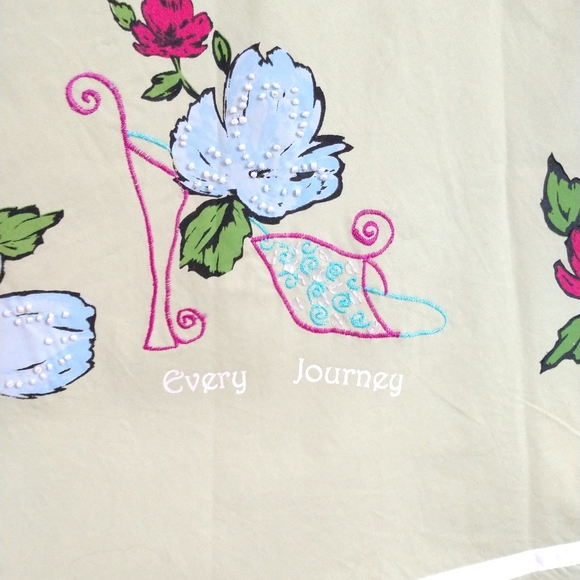 Live a Little Cute Circle Skirt Green Floral Size 10 Waist 29" - Picture 2 of 5